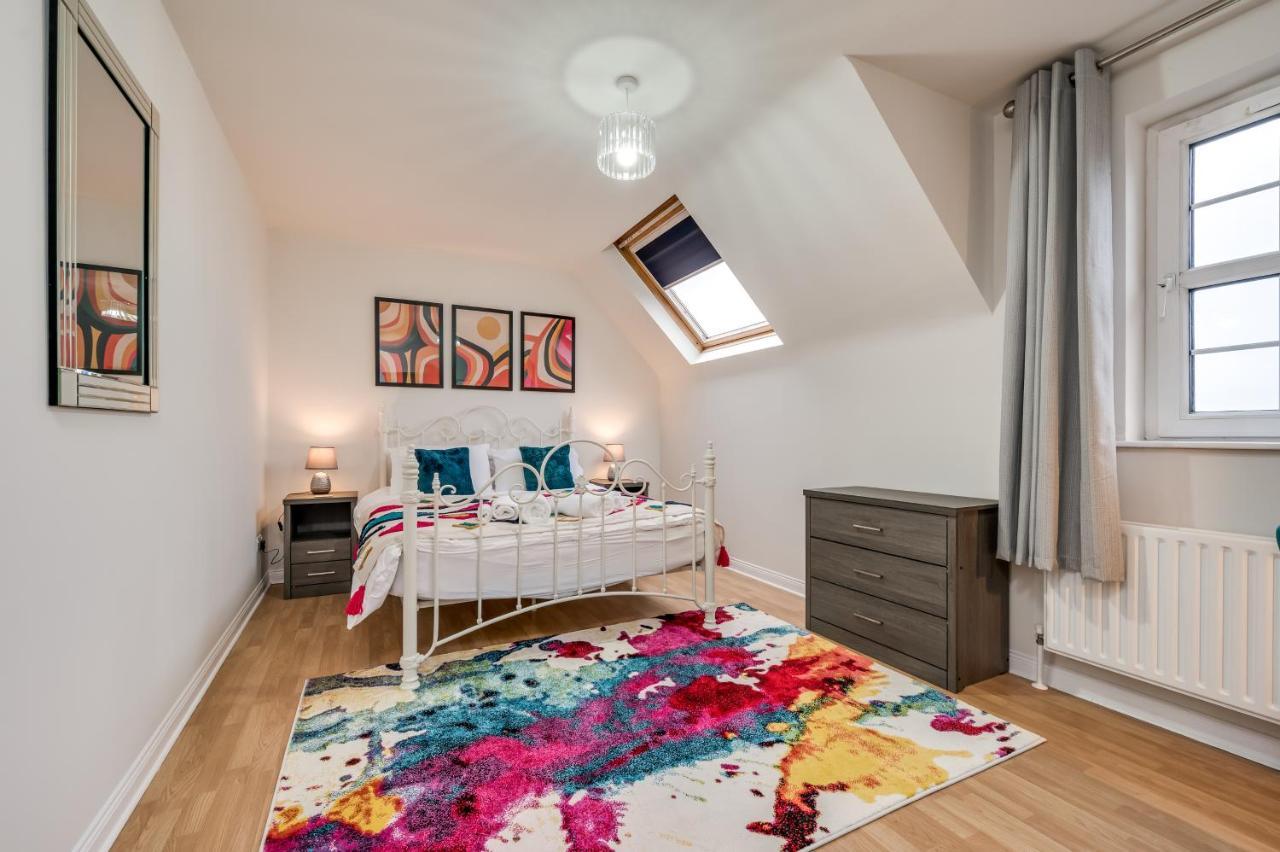 Apartments: Ashley Mews * Belfast